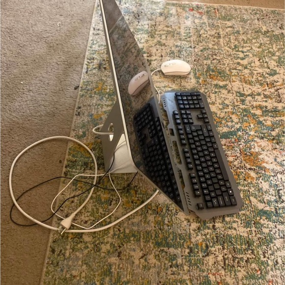 Apple computer - Picture 3 of 4